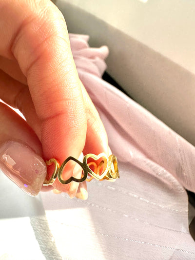 Hearts Ring