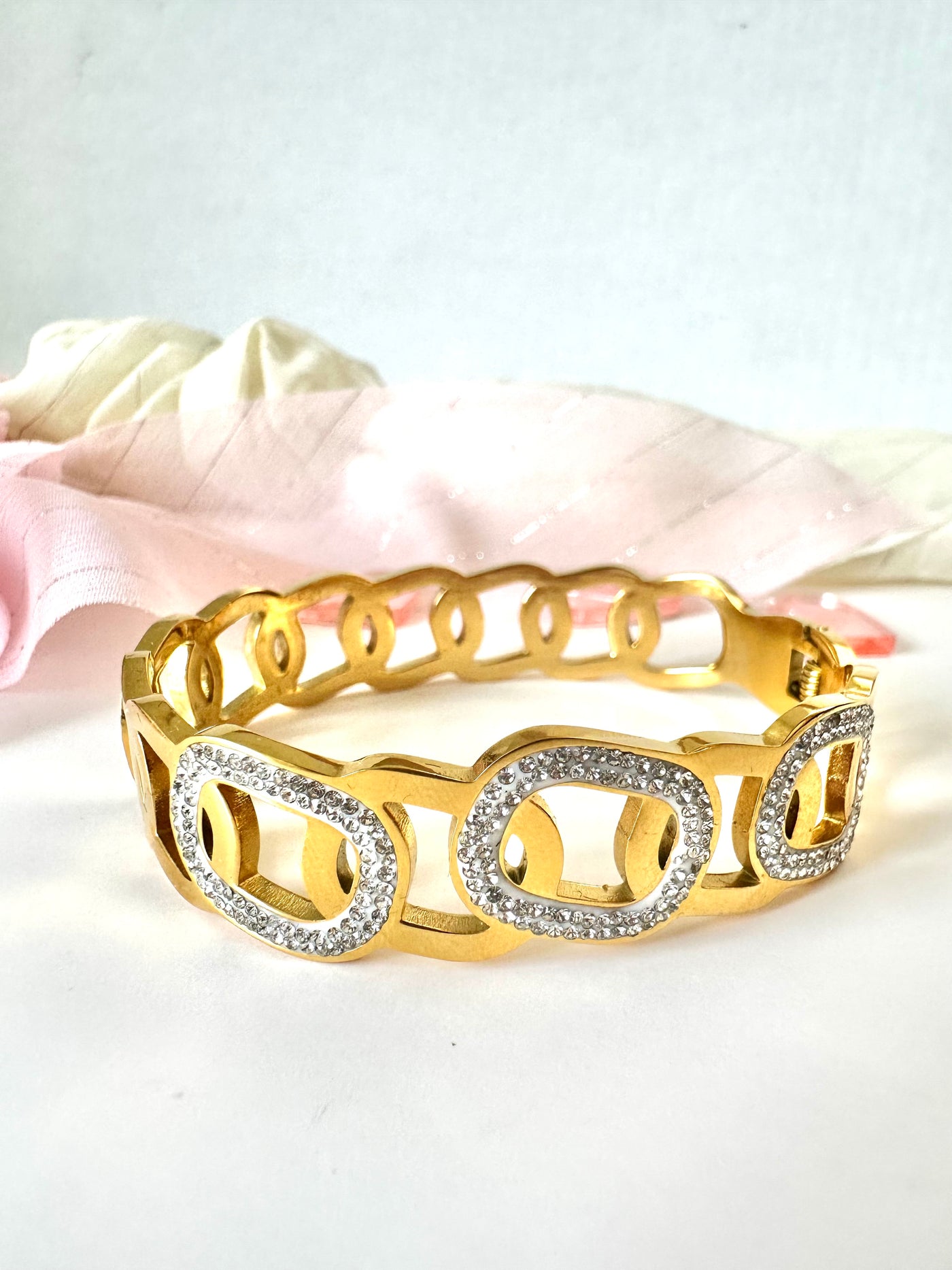 Bangle Bracelet with zircons