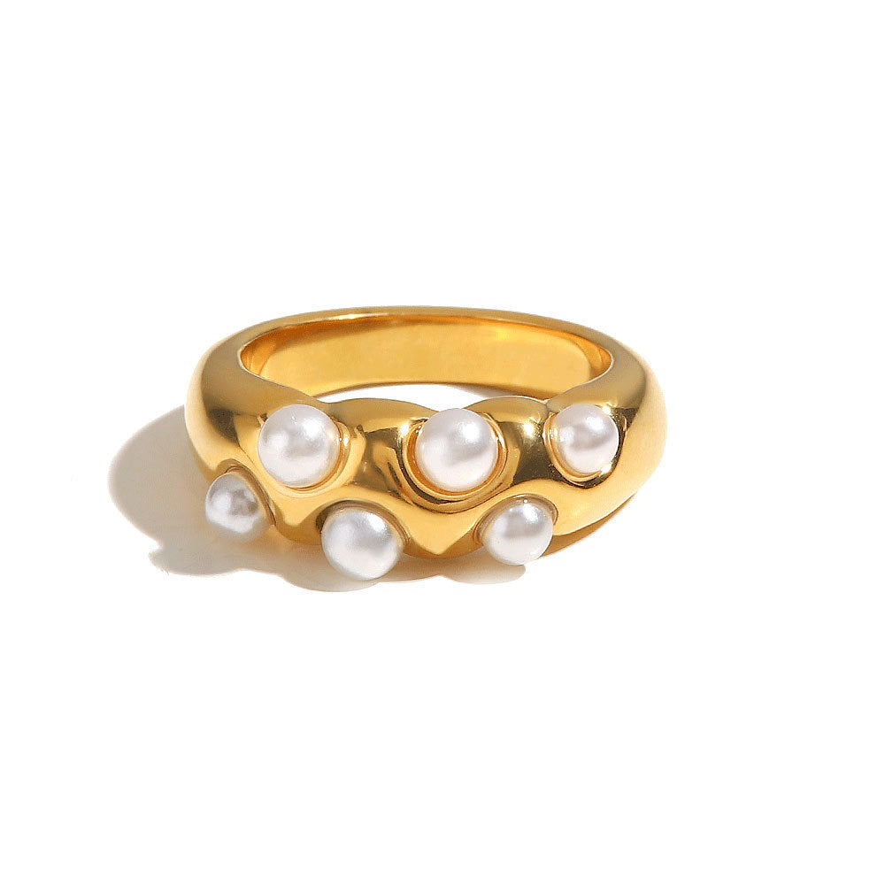 Six Pearl Ring