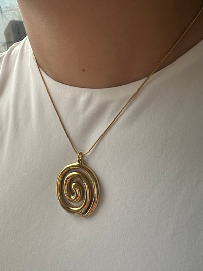 SNAIL NECKLACE