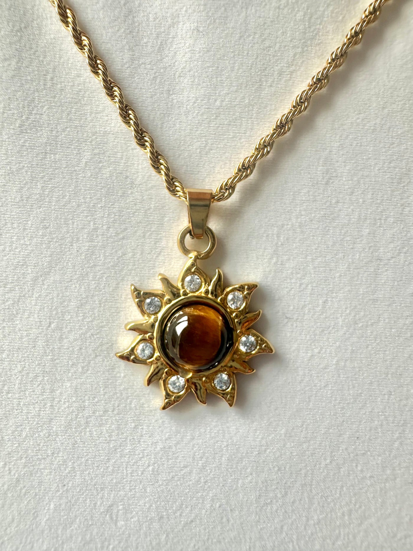 AMBER SUN NECKLACE