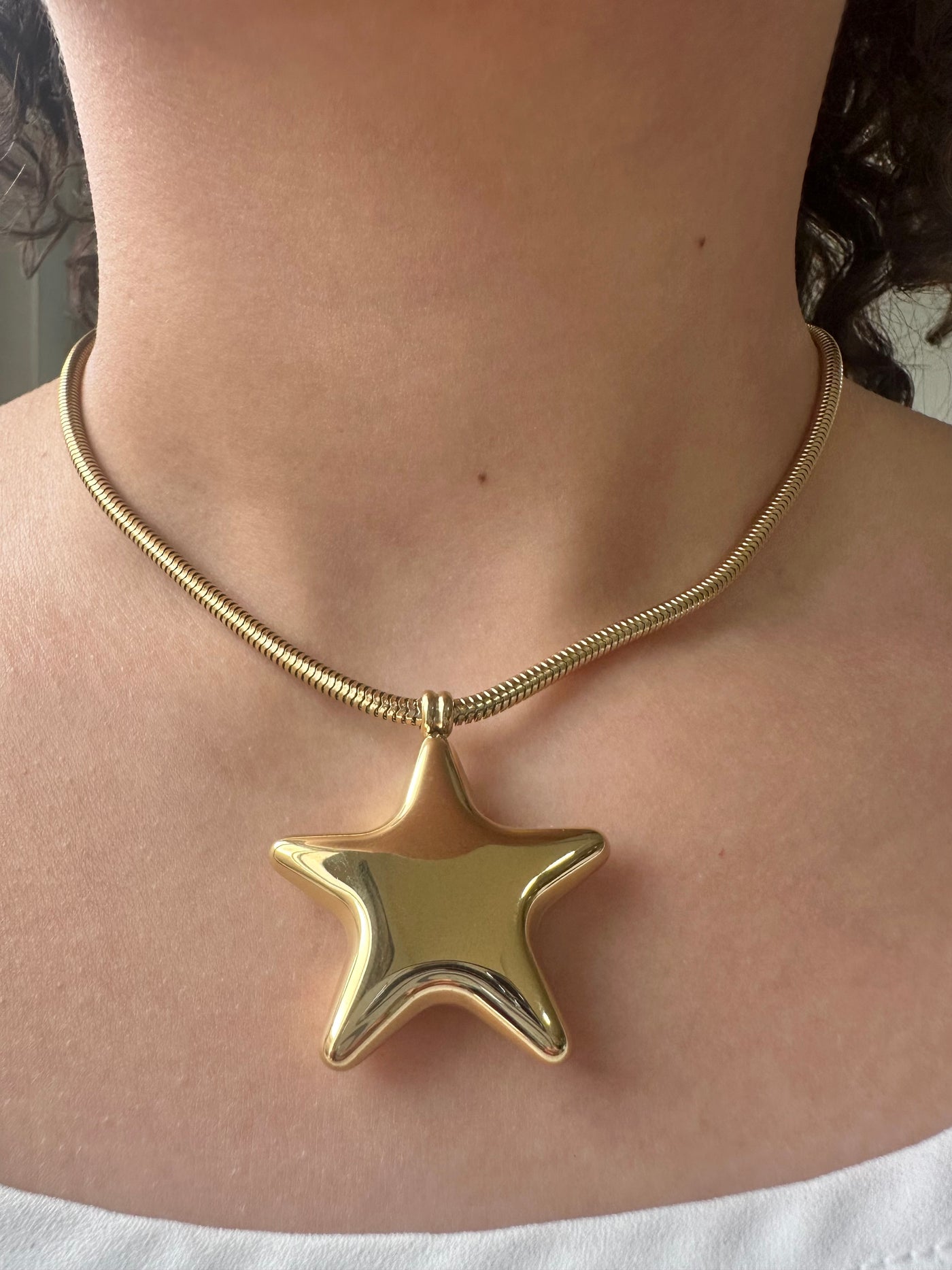 CHUNKY STAR NECKLACE