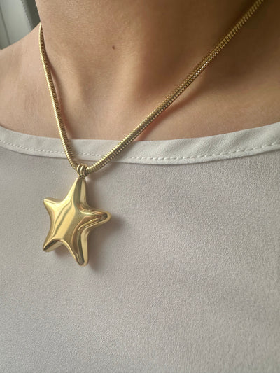 CHUNKY STAR NECKLACE