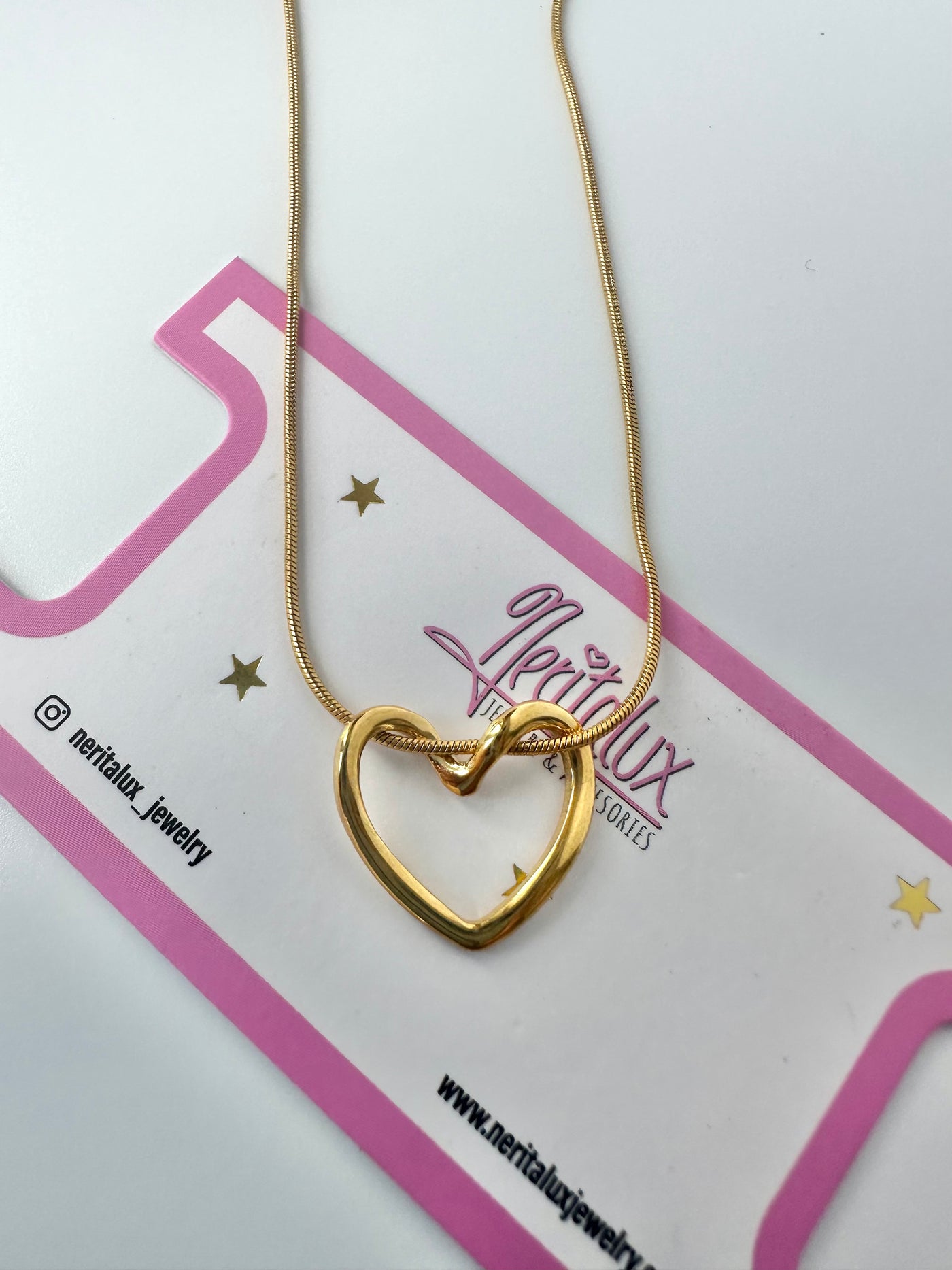 HEART NECKLACE