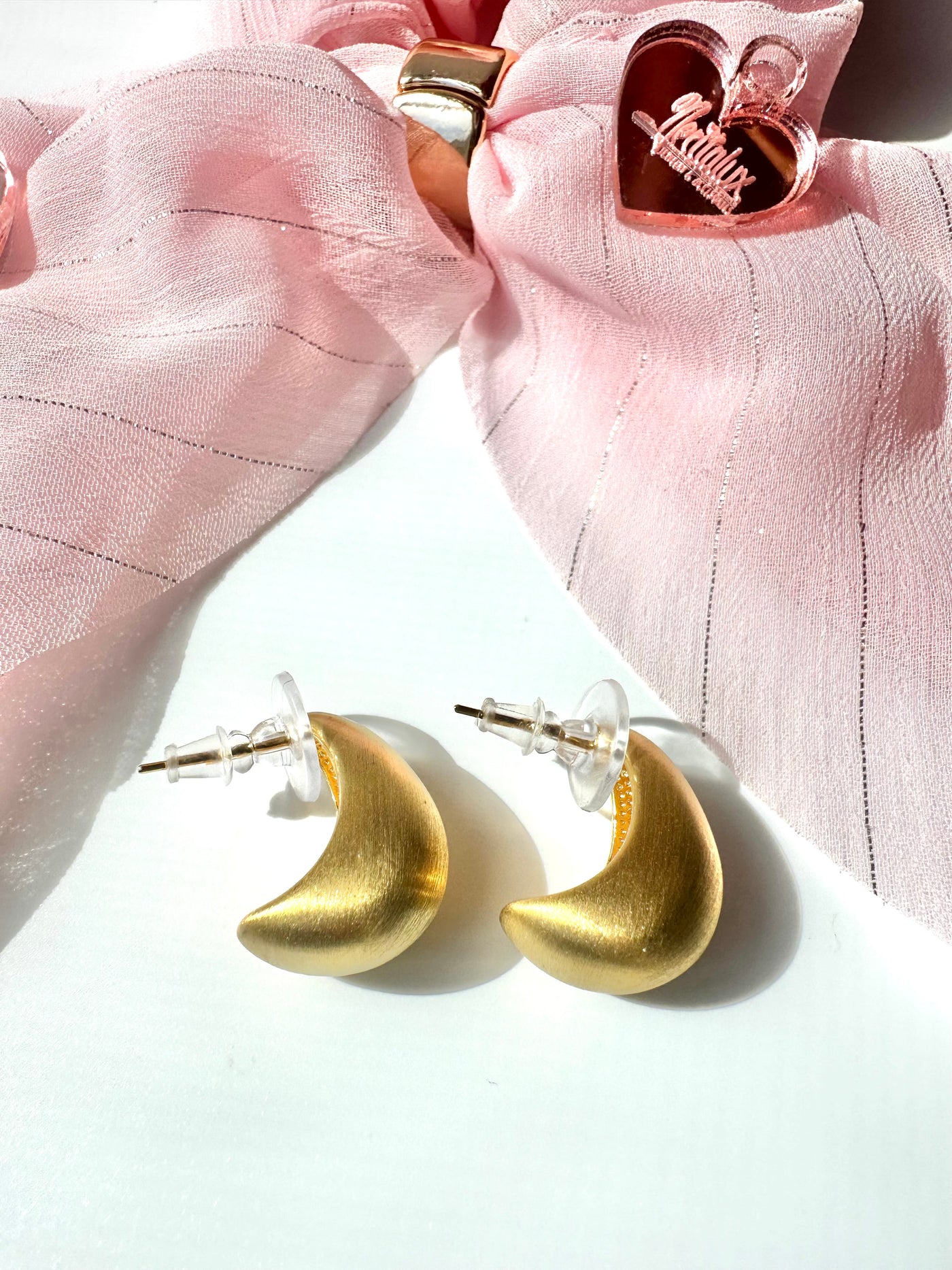 Tear Drops Matte Gold Earrings