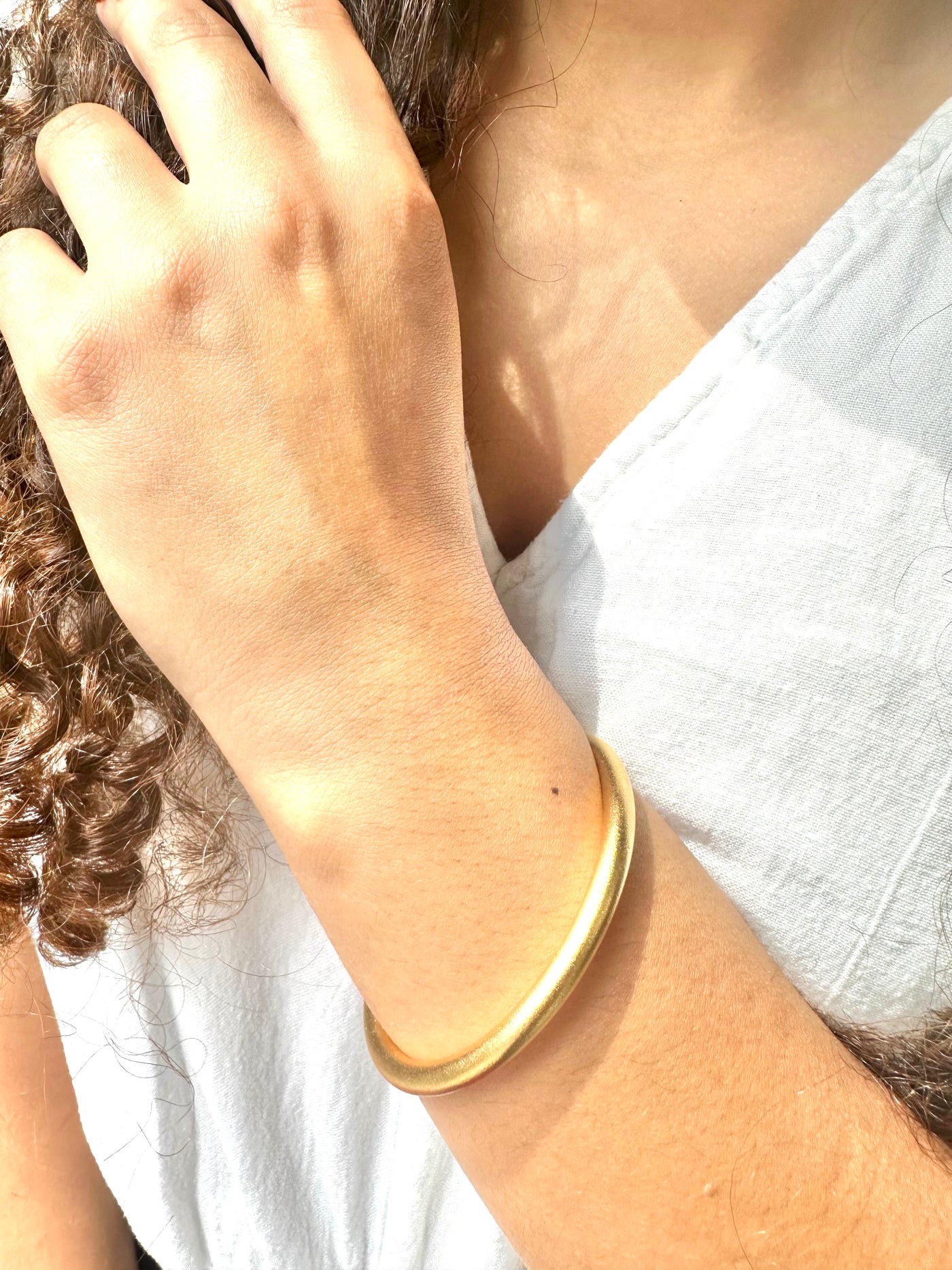 Circle Gold Bangle Bracelet