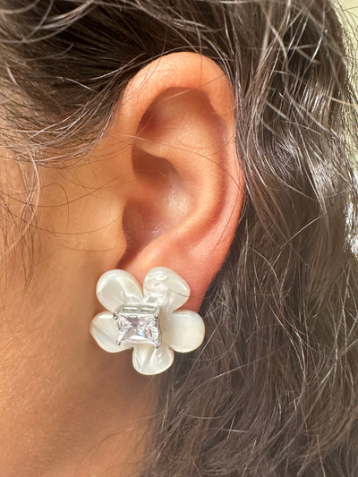 Removable White Zirconia Flower Earrings